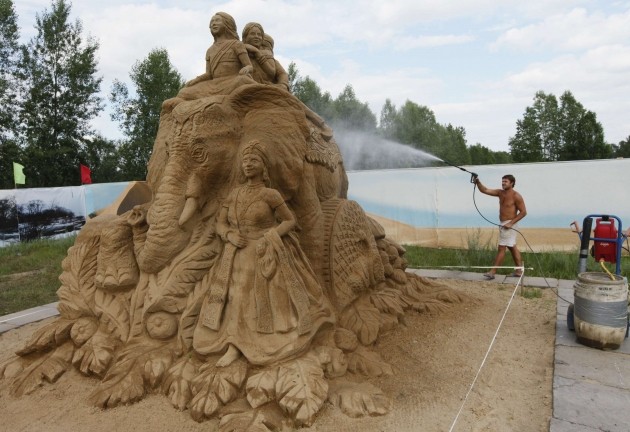 Amazing sand sculptures 